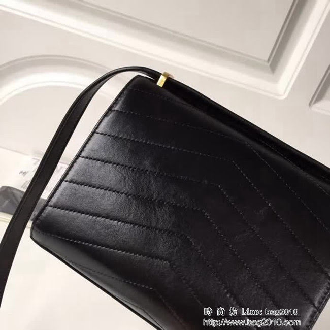 香奈兒CHANEL新品Chanel2018最新火爆款 復古設計小牛皮單肩斜跨包 DSC1107